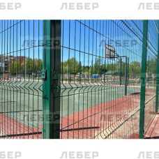 Ограждение из сетки 3D со столбом и калиткой (h=2 м) Ограждение из сетки 3D со столбом и калиткой (h=2 м)